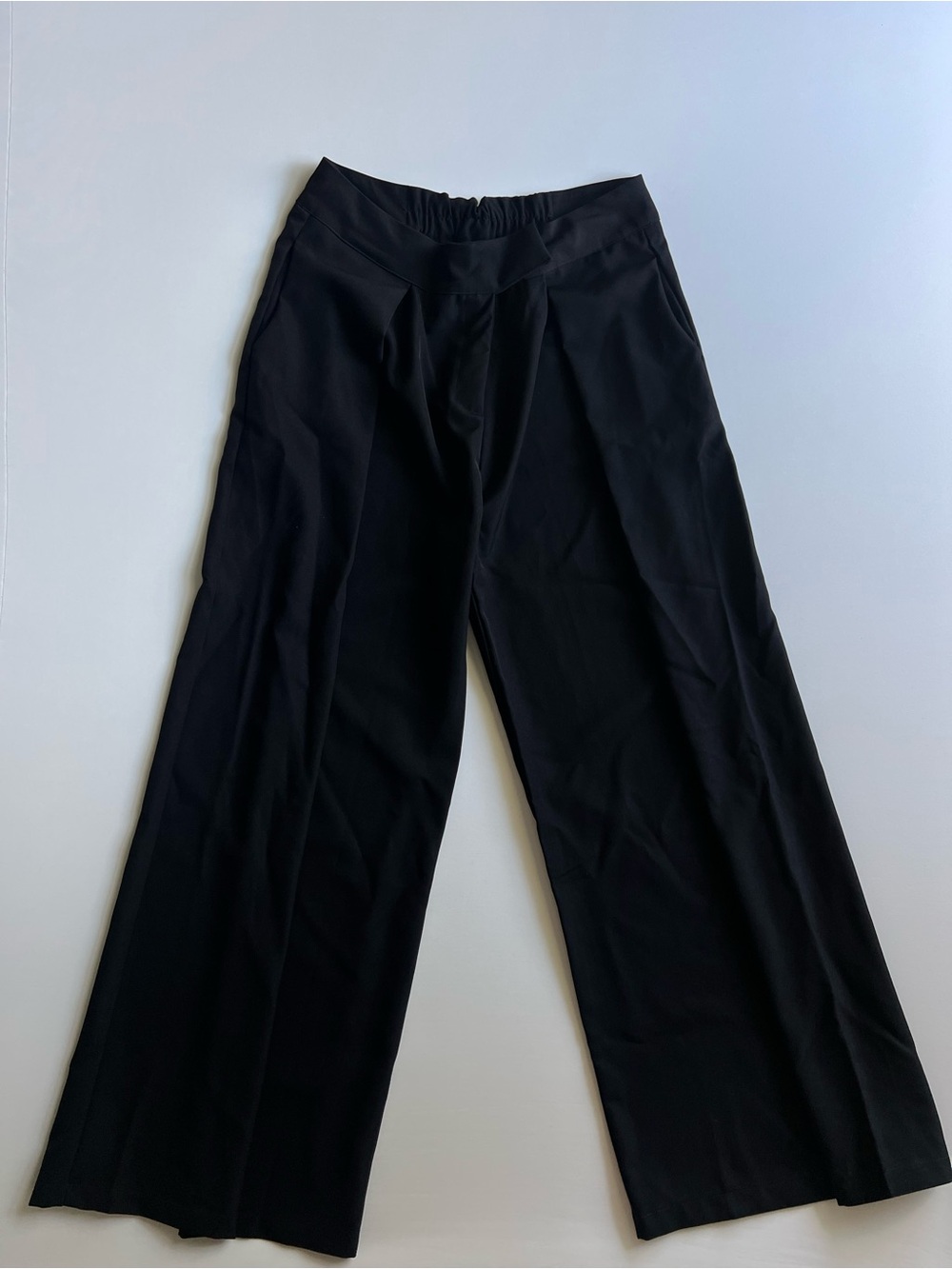NWT Boohoo Black Pleated Wide Leg Trousers Size 12